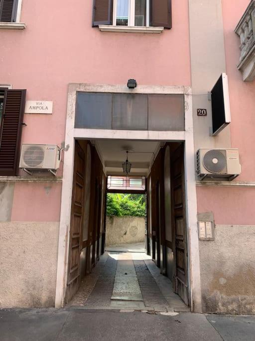 Ampola Home “Flamingo” Milano Exteriör bild